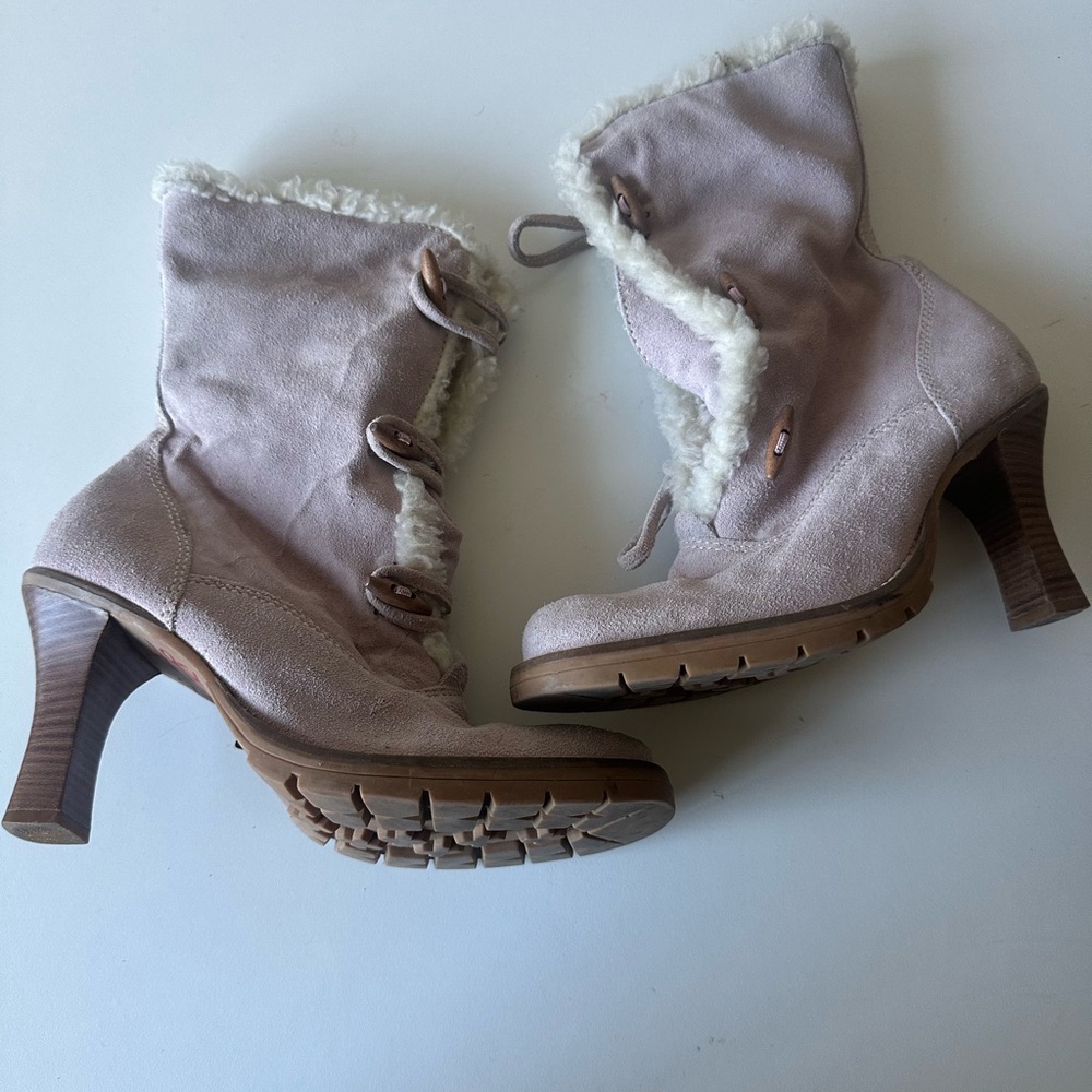 Vintage Steve Madden Suede Shearling Fur Light Lavender Beige High Heel Boots 8